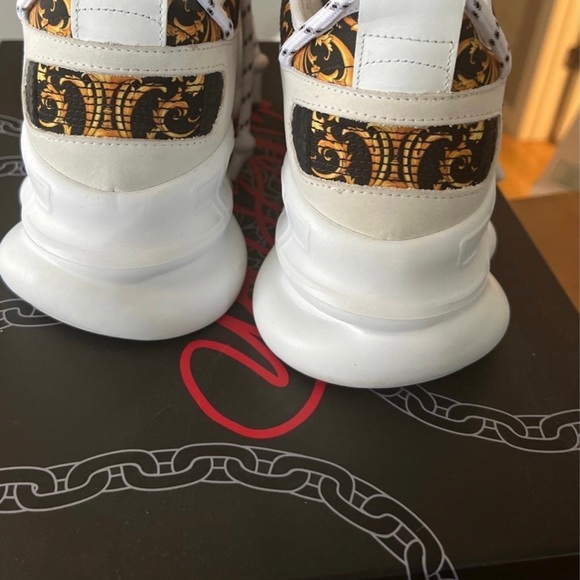 Versace chain reaction - Picture 2 of 6